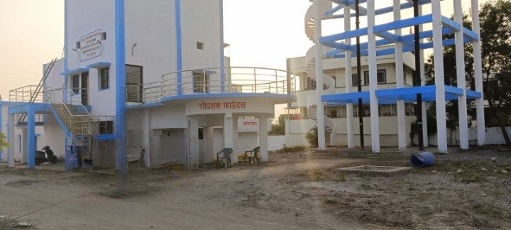 b2d0ec21-186c-4f11-a34c-230b20cf6d27